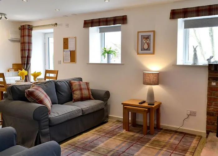 Farmhouse * Westward